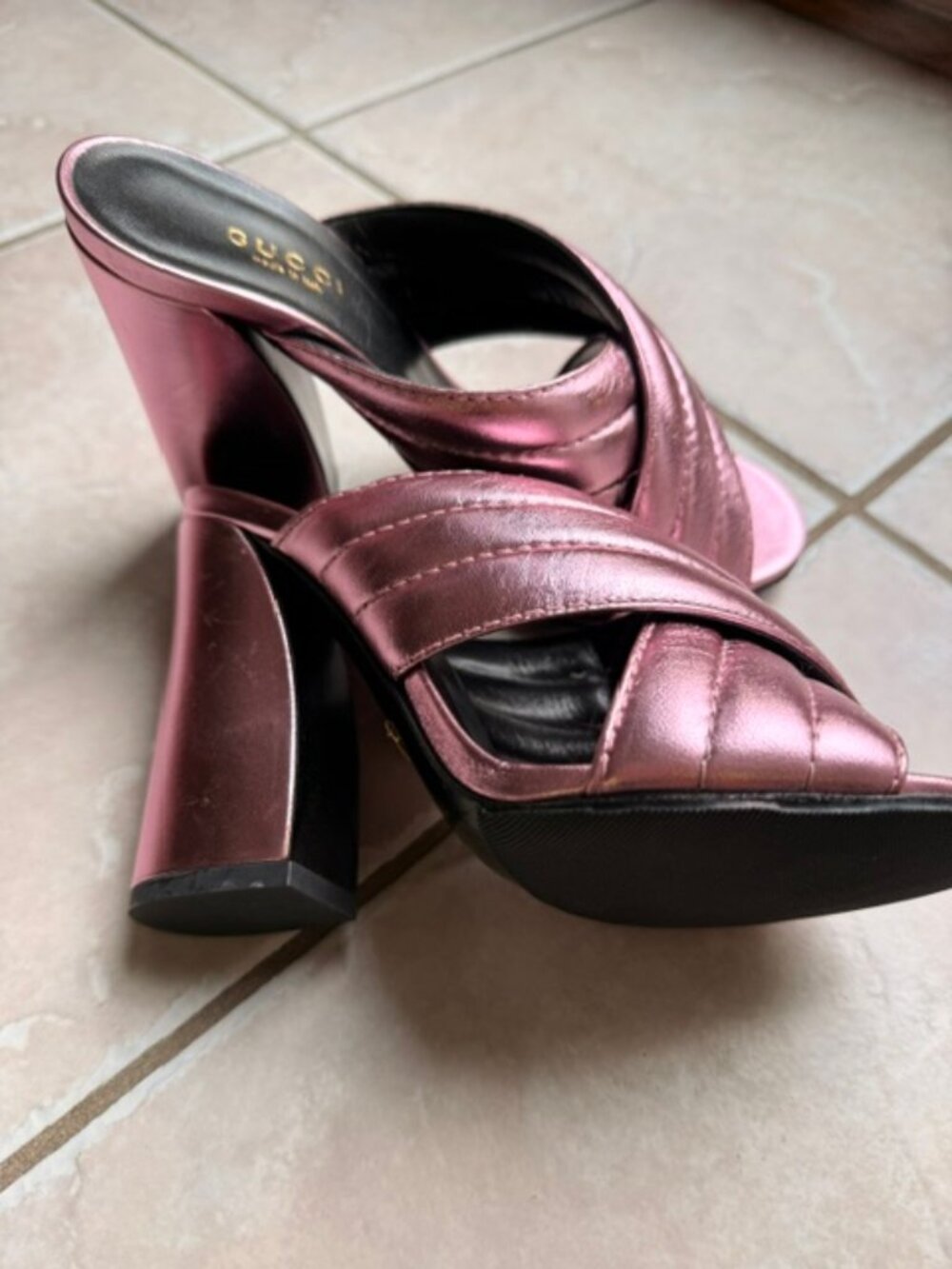 Gucci Webby Heels Metallic Pink Size 35 1/2 excellent condition - Picture 2 of 9
